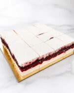 ⁦كيكه جوز الهند⁩ - الصورة ⁦2⁩